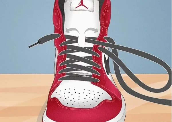نحوه بستن بند کتونی جردن ۱ به روش Classic Lacing