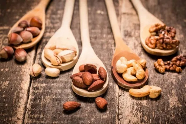 جلوگیری از رطوبت گرفتن آجیل