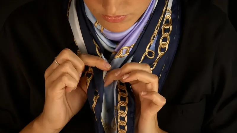 تنظیم گره مینی اسکارف