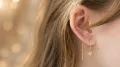چگونه گوشواره بخیه ای بندازیم؟ آموزش انداختن مدل های مختلف