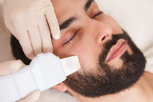 بازار کار پس از آموزش در بهترین مرکز آموزش فشیال در غرب تهران کجاست؟