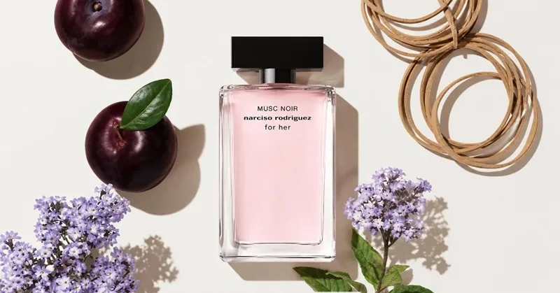 نارسیسو رودریگز فور هر (Narciso Rodriguez For Her) مظهر لطافت