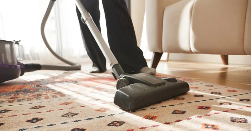 تمیز کردن فرش و محیط پیش از استفاده از بخارشوی