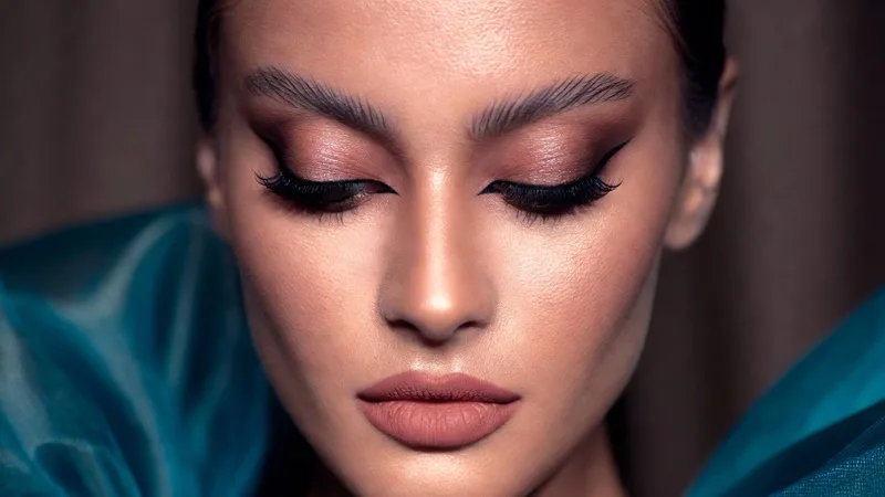 میکاپ با لباس سبز کله غازی