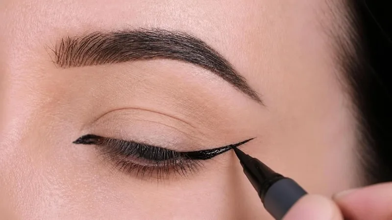 وصل کردن دنباله به خط مژه